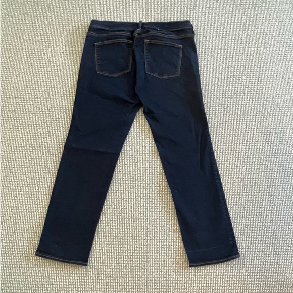 J.Crew Blue Jeans Size 32 | Pre-Loved with Light Usage - Picture 2 of 3